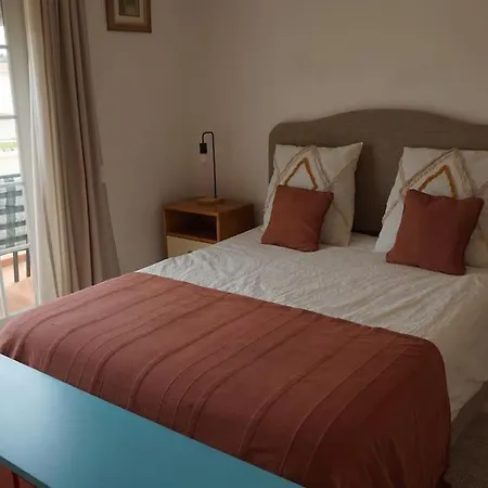 Casa Luna Daire Amoreira (Leiria)