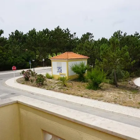 Casa Luna Daire Amoreira (Leiria)